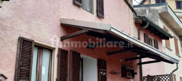 3 bedrooms House in Borgo Priolo, Italy No. 272611 5