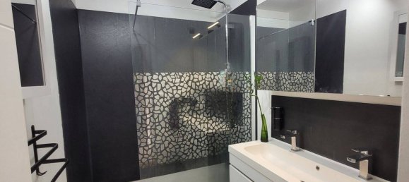 2 Schlafzimmer Wohnung in Aix-en-Provence, France, Nr. 325798 4