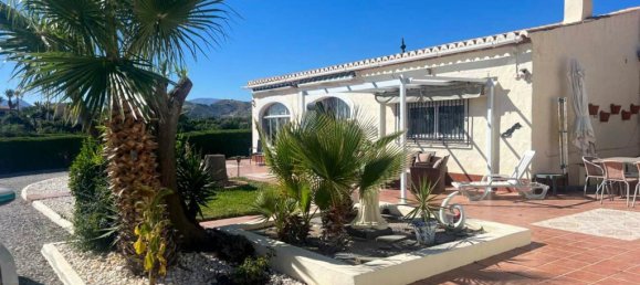 Casa de 3 dormitorios en Granada, Spain No. 76405 2