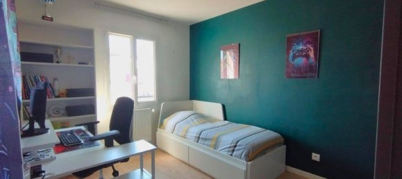 5 bedrooms House in Seine-et-Marne, France No. 329911 5