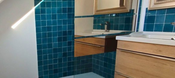 5 bedrooms House in Seine-et-Marne, France No. 329911 11