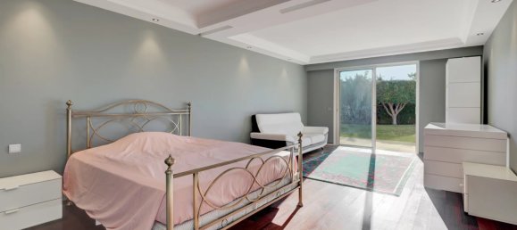 6 bedrooms Commercial property in Vallauris, France No. 38192 14