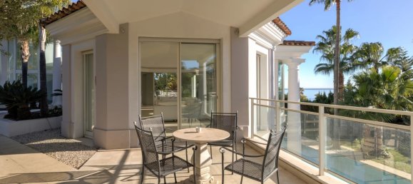 6 bedrooms Commercial property in Vallauris, France No. 38192 16