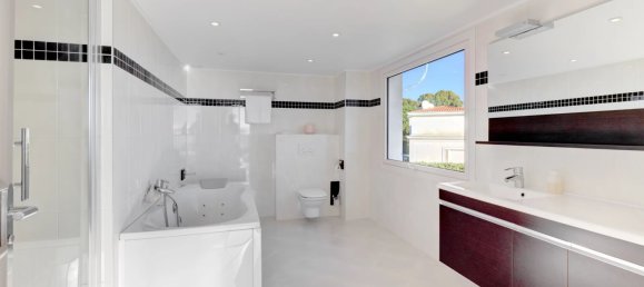 6 bedrooms Commercial property in Vallauris, France No. 38192 6