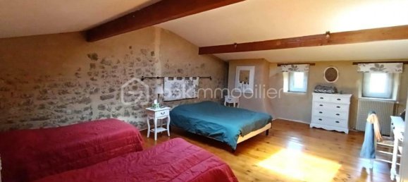 5 bedrooms House in Gironde, France No. 278783 10