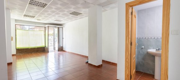 135m² Commercial property in Maracena, Spain No. 168923 35
