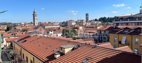 1 bedroom Apartment in Varese, Italy No. 341047 13