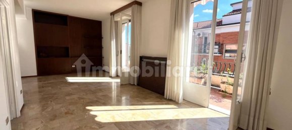 1 bedroom Apartment in Varese, Italy No. 341047 6