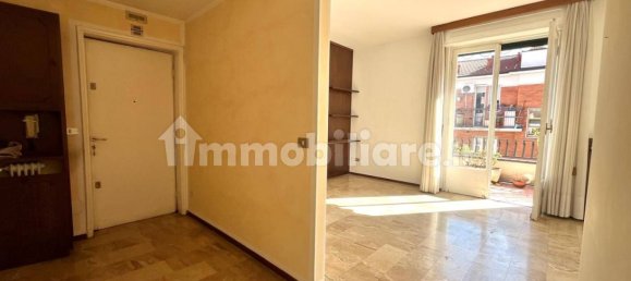 1 bedroom Apartment in Varese, Italy No. 341047 2