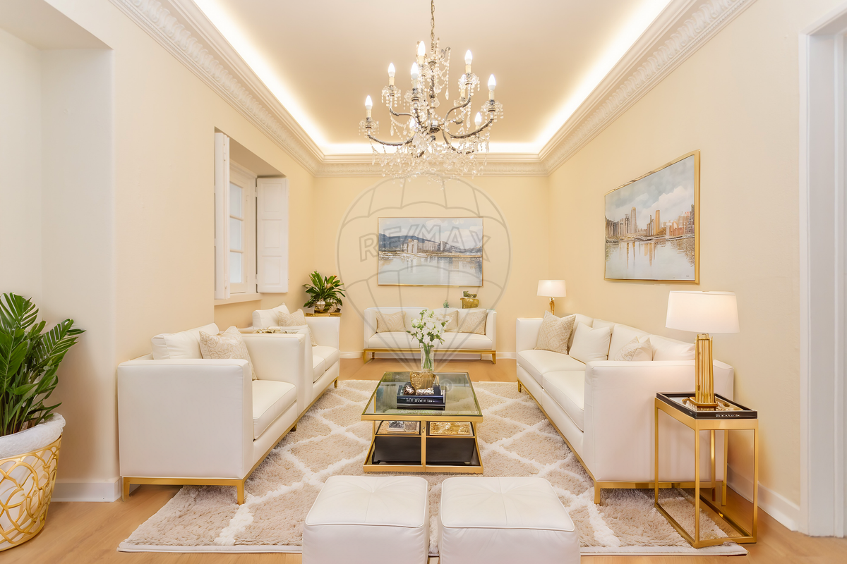 5 bedrooms House in Lisbon, Portugal No. 47497