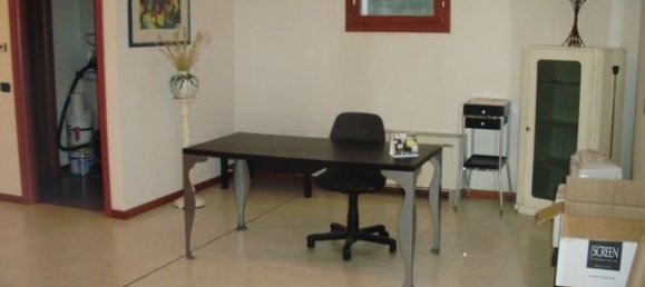 115m² Office in Montichiari, Italy No. 86028 7