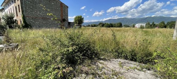 Дом с 5 комнатами в Капаннори, Италия № 37825 8