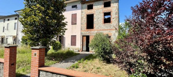 Дом с 5 комнатами в Капаннори, Италия № 37825 17