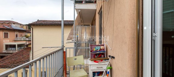 3 rooms Apartment in Brescia, Italy No. 234080 2