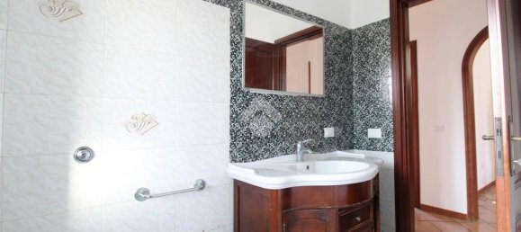 2 chambres Appartement à Pomezia, Italy No. 81621 6