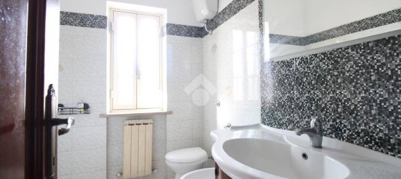 2 chambres Appartement à Pomezia, Italy No. 81621 36