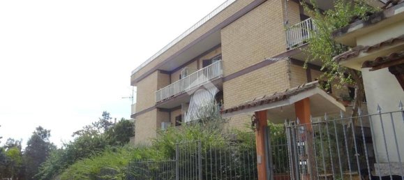 2 chambres Appartement à Pomezia, Italy No. 81621 9