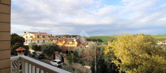 2 chambres Appartement à Pomezia, Italy No. 81621 40