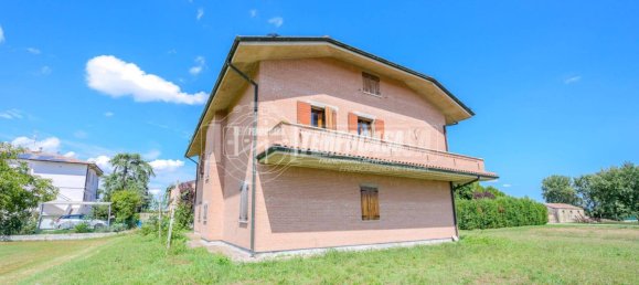 3 bedrooms Villa in Poggio Renatico, Italy No. 295244 46