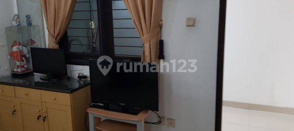 5 bedrooms House in North Serpong, Indonesia No. 1360 16