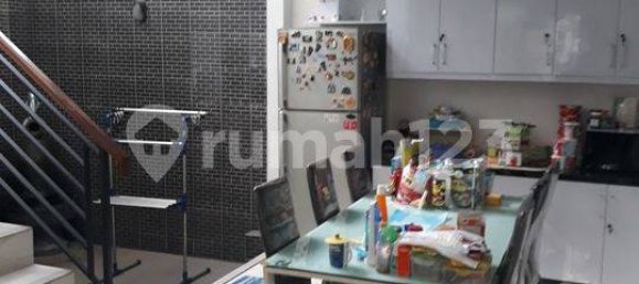 5 bedrooms House in North Serpong, Indonesia No. 1360 2