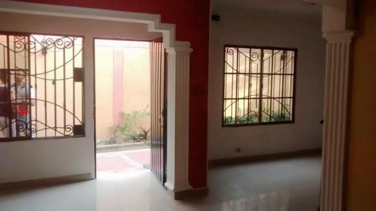 Casa de 3 dormitorios en Atlántico, Colombia No. 6346