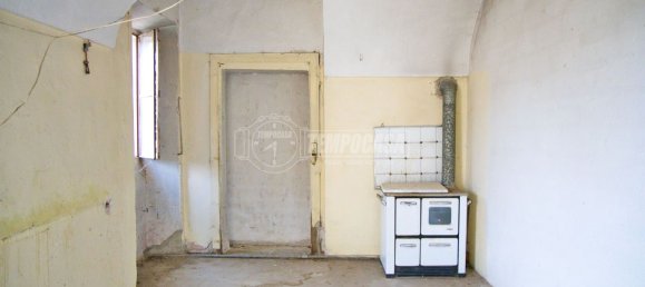 5 rooms House in Albano Vercellese, Italy No. 132821 27