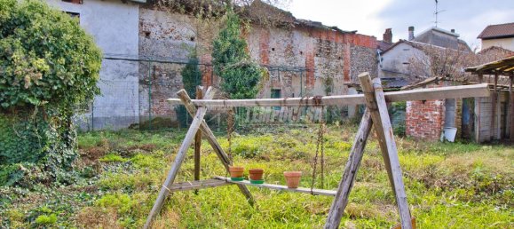 5 rooms House in Albano Vercellese, Italy No. 132821 8