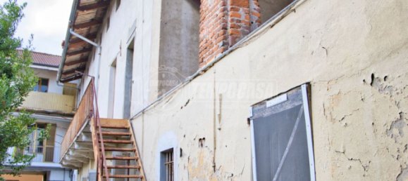 5 rooms House in Albano Vercellese, Italy No. 132821 20