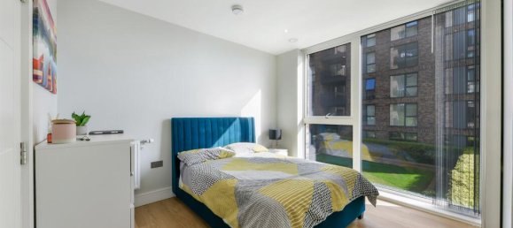 2 bedrooms Apartment in London, United Kingdom No. 9631 6