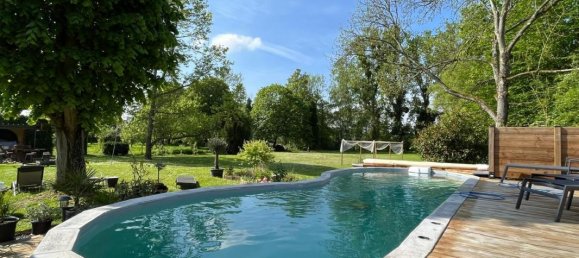 5 bedrooms House in Choisy-au-Bac, France No. 154059 17