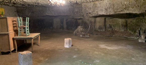 3 bedrooms House in Charge, France No. 39527 11