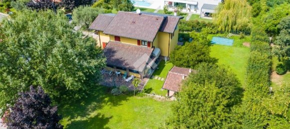 4 bedrooms Villa in Passirano, Italy No. 310266 39