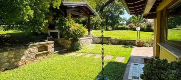 4 bedrooms Villa in Passirano, Italy No. 310266 4