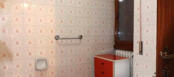 7 rooms Villa in Figline e Incisa Valdarno, Italy No. 235655 3