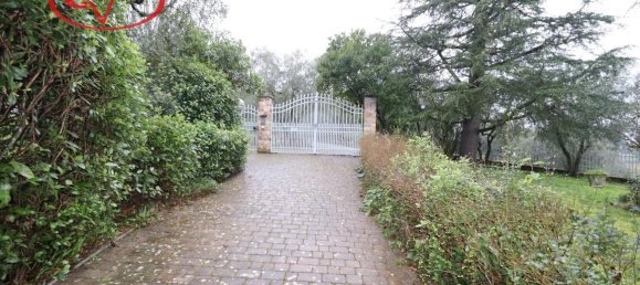 7 rooms Villa in Figline e Incisa Valdarno, Italy No. 235655 8