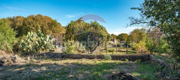 1100m² Land in Aci Bonaccorsi, Italy No. 153695 11