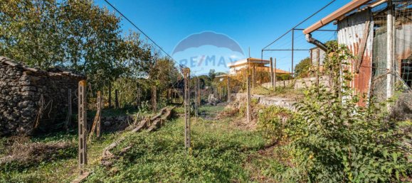 1100m² Land in Aci Bonaccorsi, Italy No. 153695 25