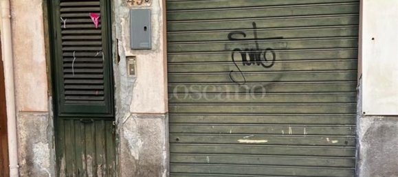 3 rooms Apartment in Palermo, Italy No. 141764 2