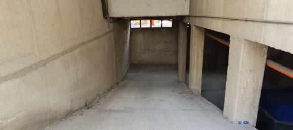 395m² Garage in Ficarazzi, Italy No. 176820 3