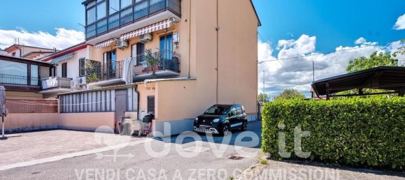 5 bedrooms Apartment in Prato, Italy No. 323070 32