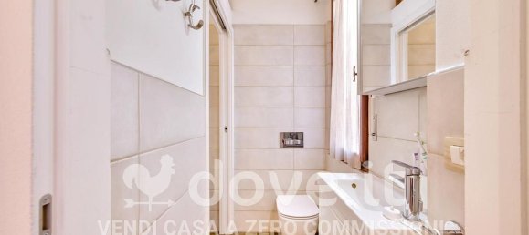 5 bedrooms Apartment in Prato, Italy No. 323070 23
