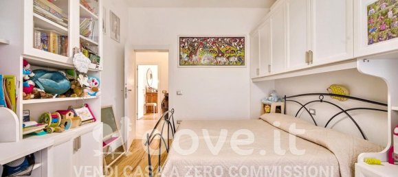 5 bedrooms Apartment in Prato, Italy No. 323070 18