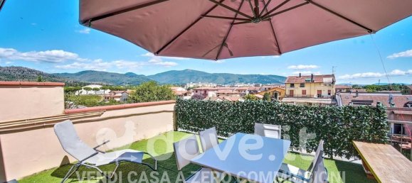 5 bedrooms Apartment in Prato, Italy No. 323070 31