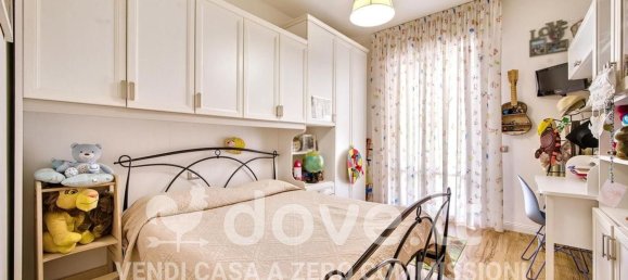 5 bedrooms Apartment in Prato, Italy No. 323070 15