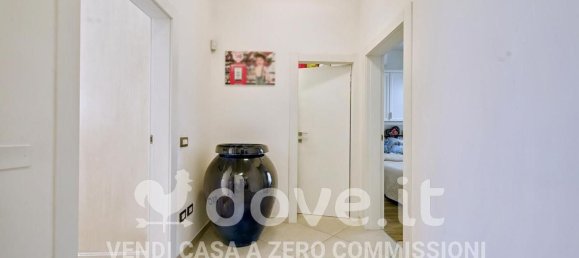 5 bedrooms Apartment in Prato, Italy No. 323070 10