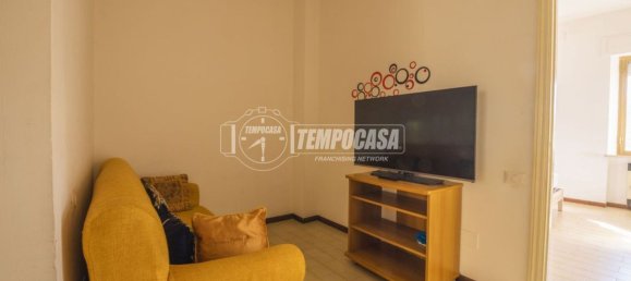 Apartamento de 2 dormitorios en Morrovalle, Italy No. 338070 11