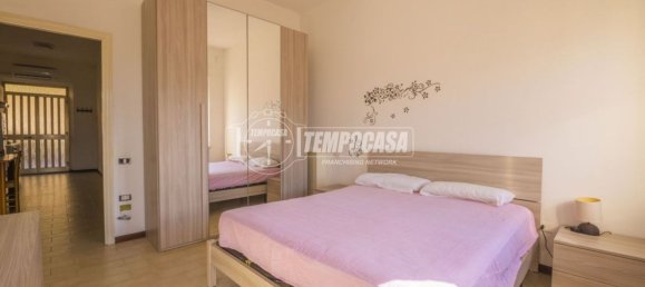 Apartamento de 2 dormitorios en Morrovalle, Italy No. 338070 17