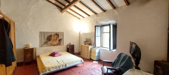 Дом с 6 комнатами в Виккьо, Италия № 154378 20