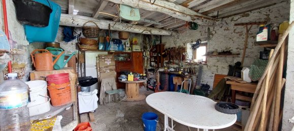 Дом с 6 комнатами в Виккьо, Италия № 154378 27